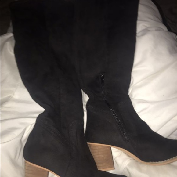 High boots - Picture 1 of 3